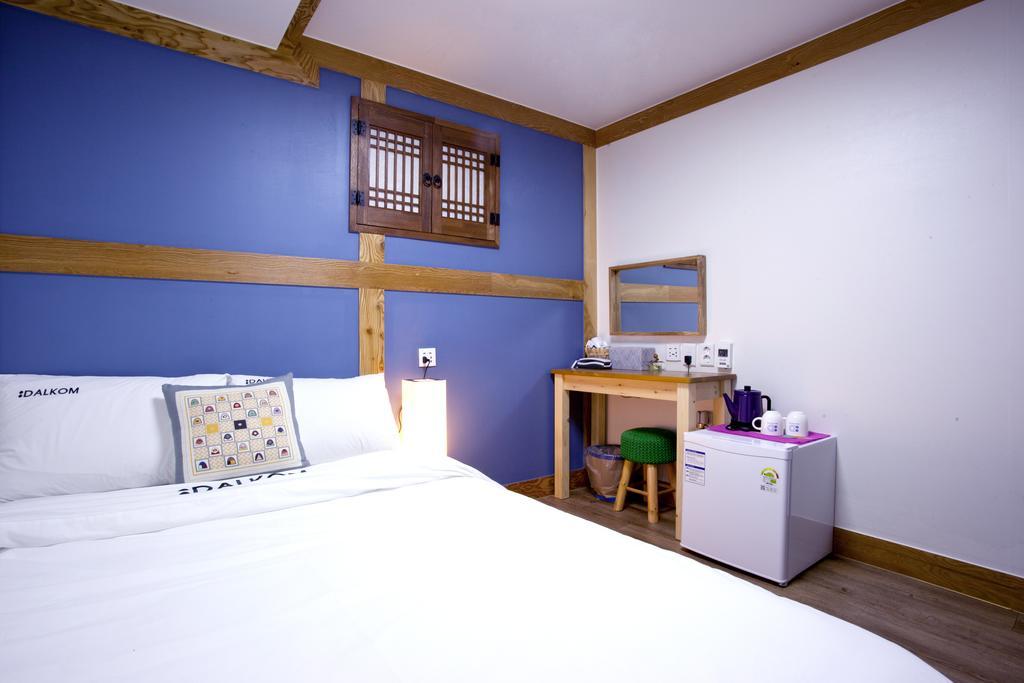 Mini Hotel Dalkom In Dongdaemun Séoul Chambre photo