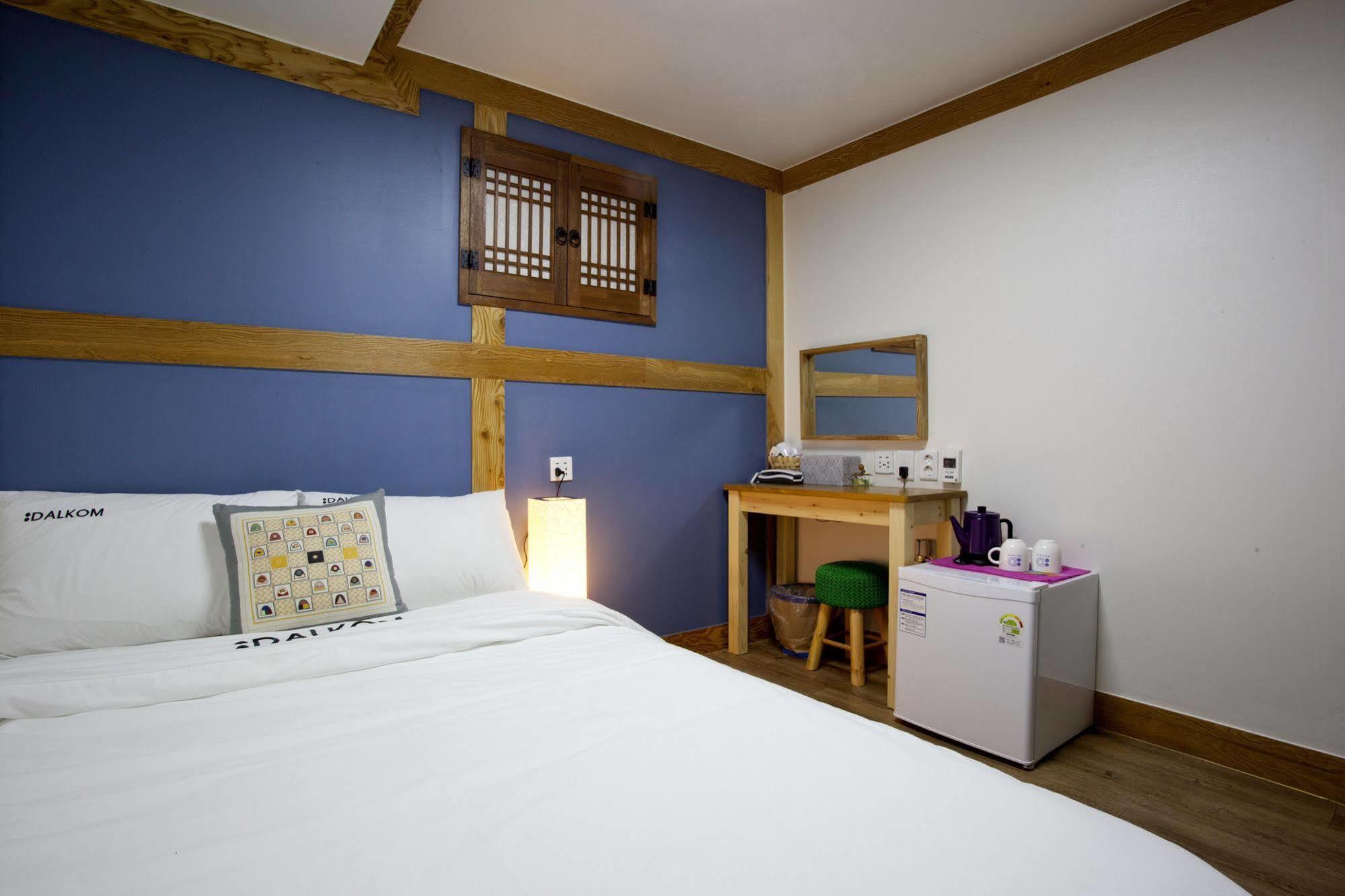 Mini Hotel Dalkom In Dongdaemun Séoul Extérieur photo
