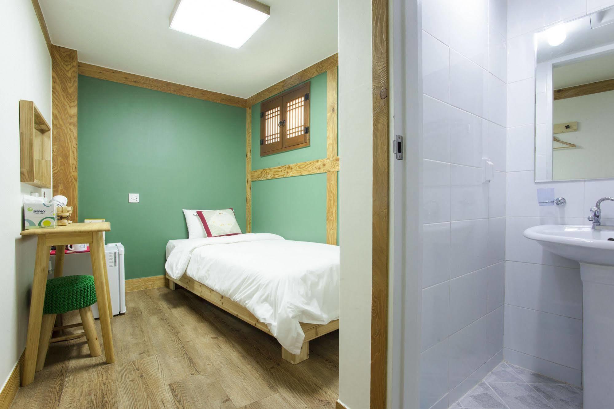 Mini Hotel Dalkom In Dongdaemun Séoul Extérieur photo