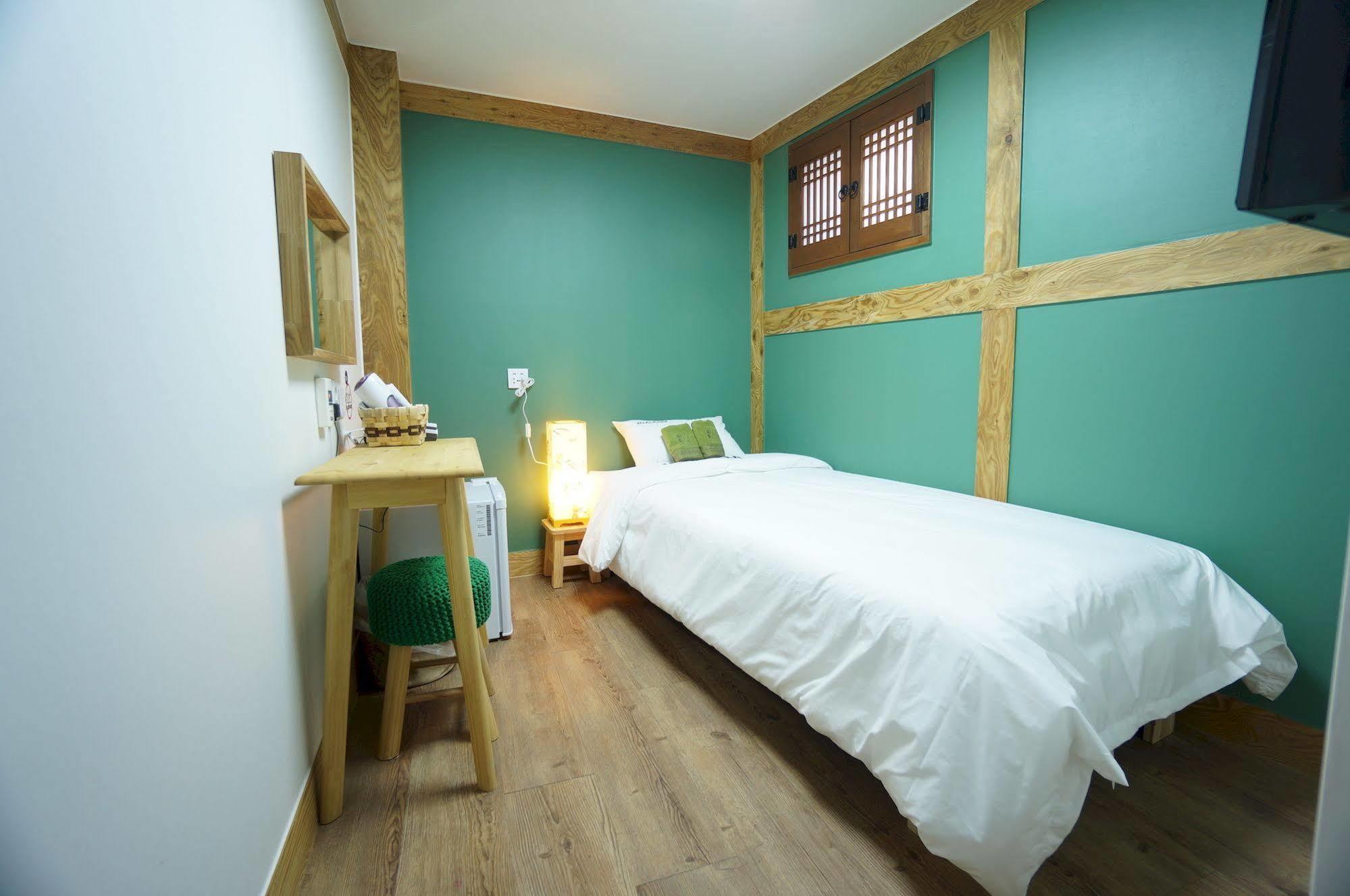 Mini Hotel Dalkom In Dongdaemun Séoul Extérieur photo