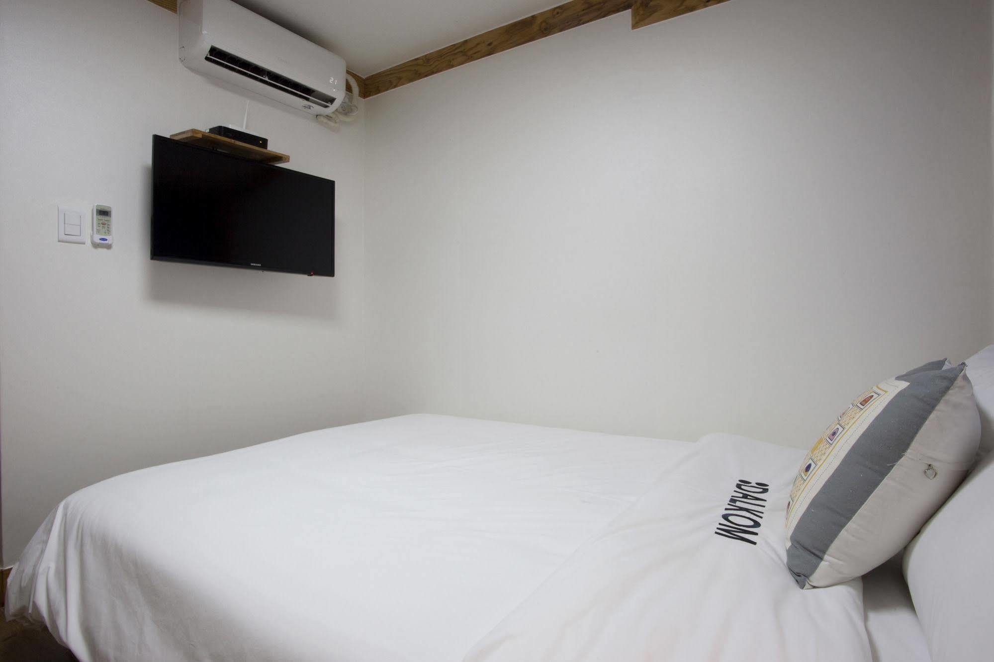 Mini Hotel Dalkom In Dongdaemun Séoul Extérieur photo